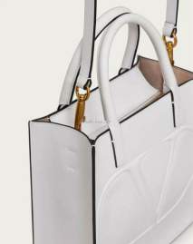 Picture of Valentino Handbags _SKUfw120668074fw